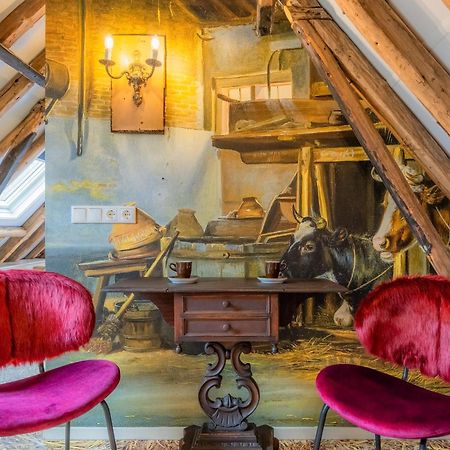 Unieke Bed En Breakfast Met Historisch Verhaal In Ferwert Ferwerd Dış mekan fotoğraf